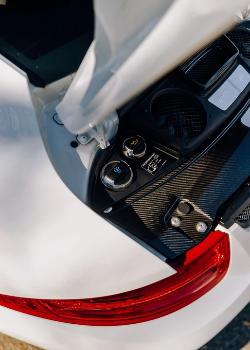 2015 Porsche 991 GT3 - Image 17 of 26