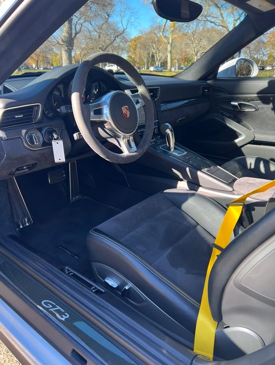 2015 Porsche 991 GT3 - Image 19 of 26