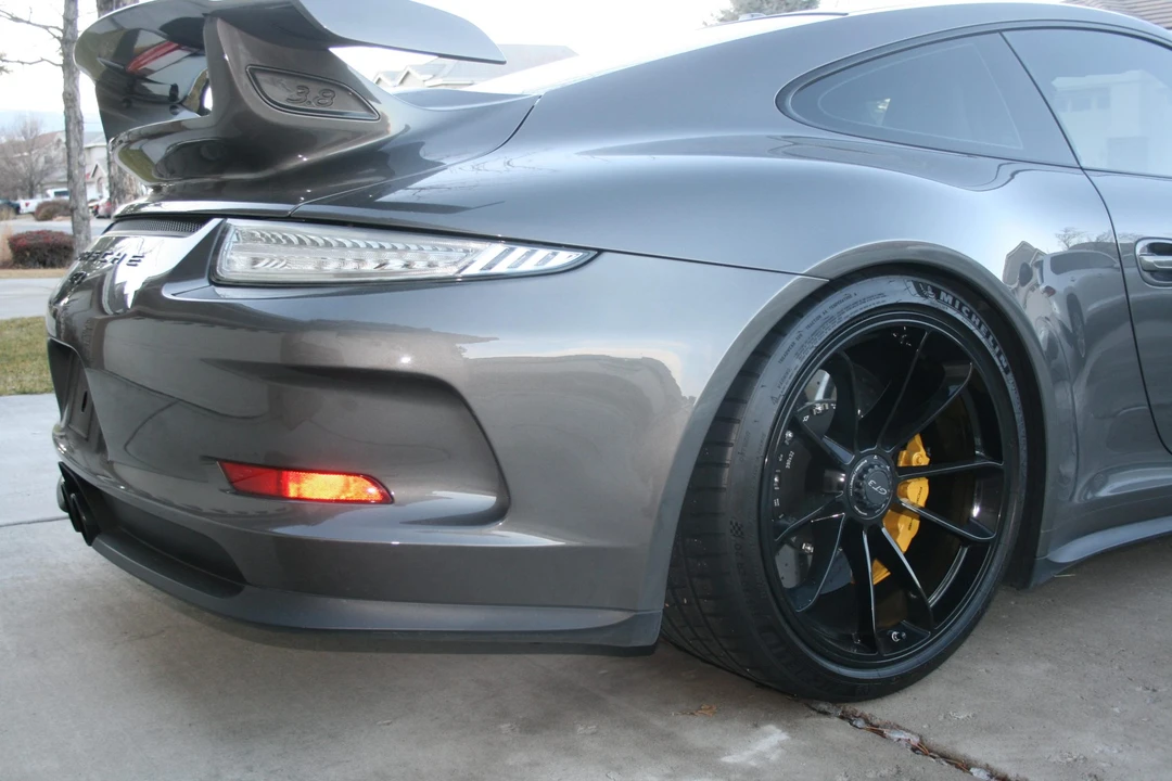 2015 Porsche 991 GT3 - Image 27 of 31