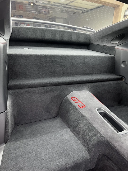 2015 Porsche 991 GT3 - Image 17 of 21
