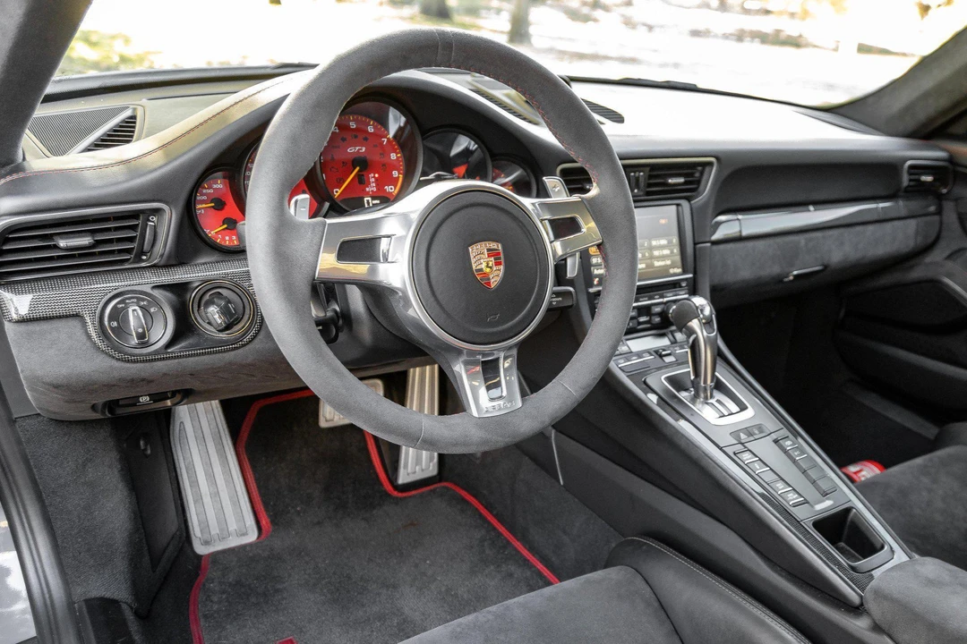 2015 Porsche 991 GT3 - Image 31 of 31
