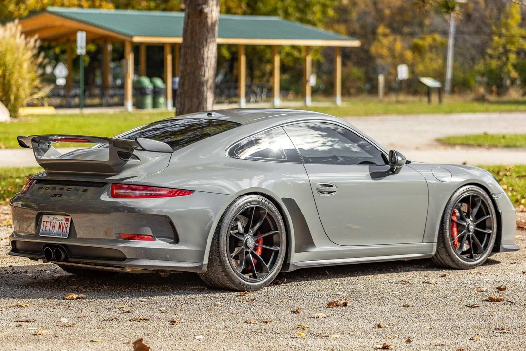 2015 Porsche 991 GT3 - Image 4 of 31