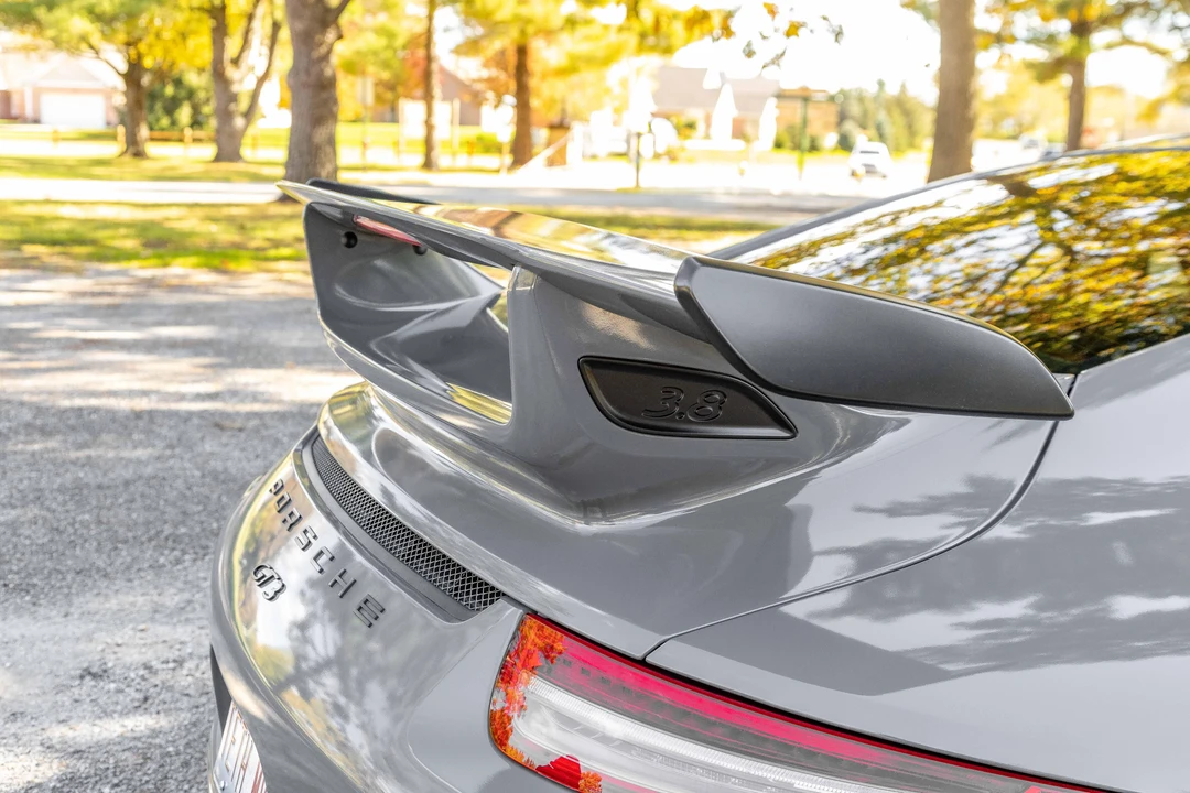 2015 Porsche 991 GT3 - Image 16 of 31
