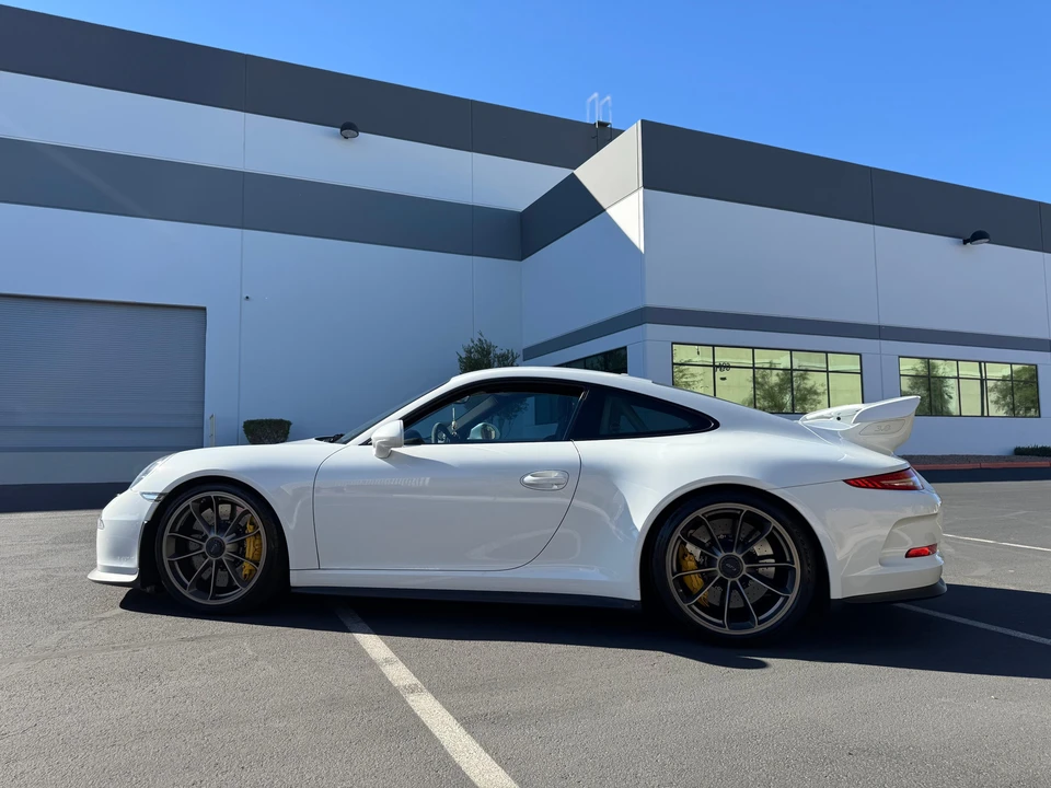 2015 Porsche 991 GT3 - Image 12 of 31