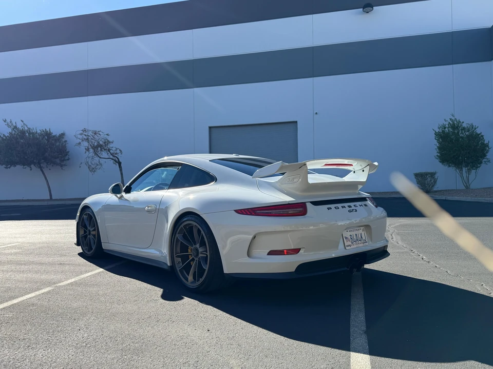 2015 Porsche 991 GT3 - Image 15 of 31