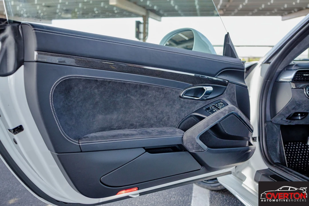 2015 Porsche 991 GT3 - Image 28 of 29