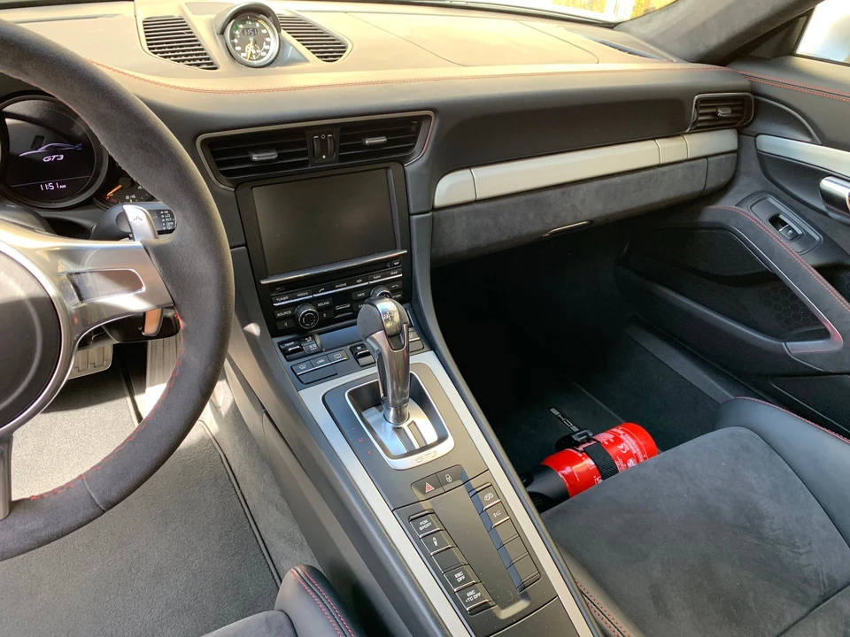 2015 Porsche 991 GT3 - Image 10 of 19