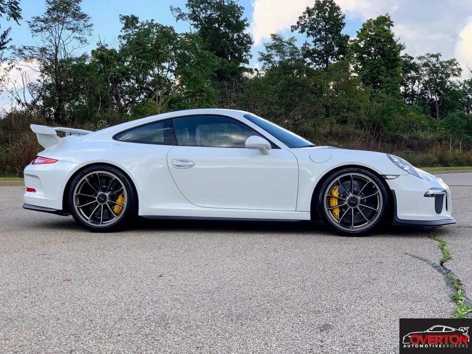 2015 Porsche 991 GT3 - Image 2 of 26