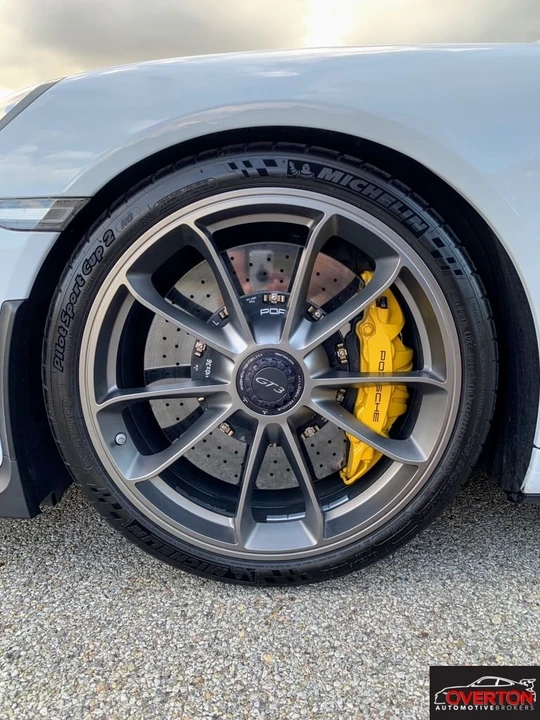 2015 Porsche 991 GT3 - Image 21 of 26
