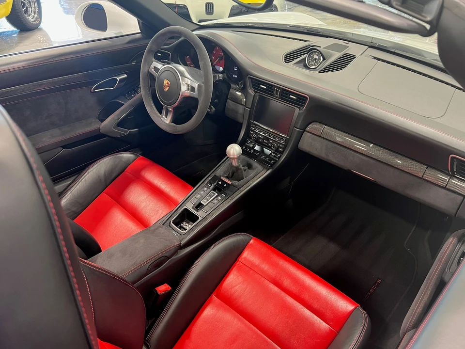 2015 Porsche 991 Carrera GTS - Image 9 of 15