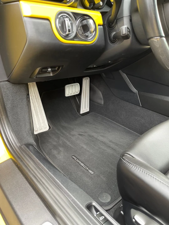 2015 Porsche 991 Carrera GTS - Image 18 of 31