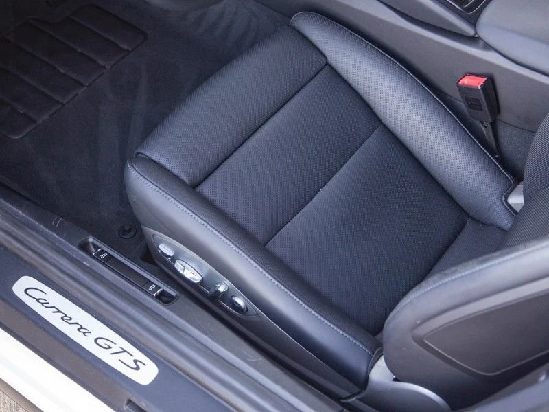 2015 Porsche 991 Carrera GTS - Image 13 of 23