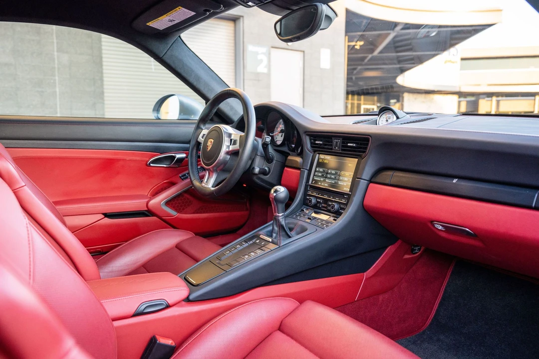 2015 Porsche 991 Carrera GTS - Image 16 of 27