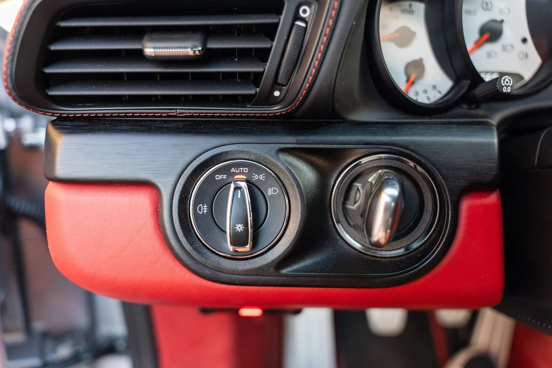 2015 Porsche 991 Carrera GTS - Image 24 of 27