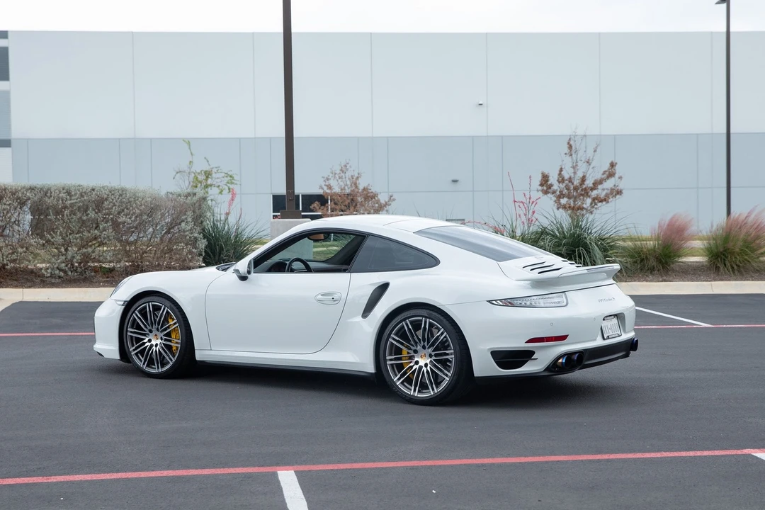 2015 Porsche 991 Turbo S - Image 6 of 21