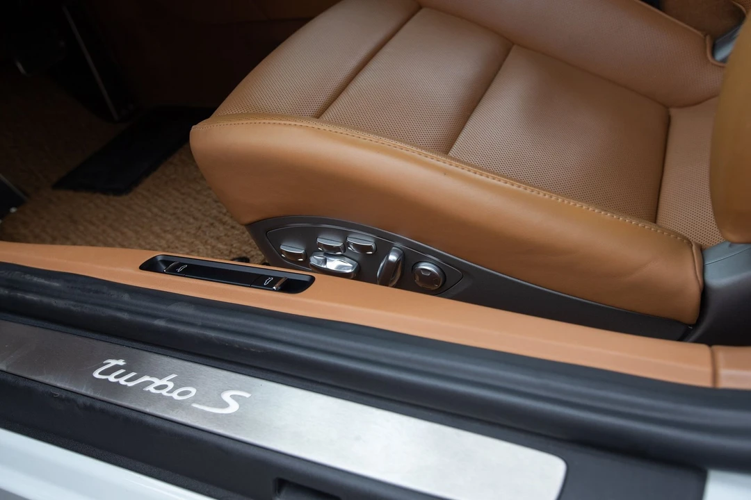 2015 Porsche 991 Turbo S - Image 20 of 21