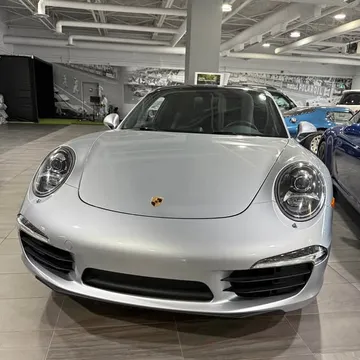 2015 Porsche 911 Carrera