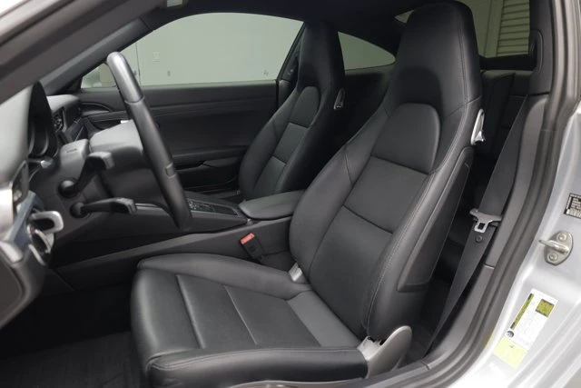 2015 Porsche 991 Carrera GTS - Image 9 of 10