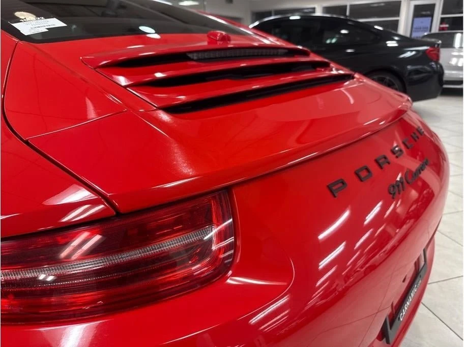 2015 Porsche 981 Cayman - Image 19 of 20