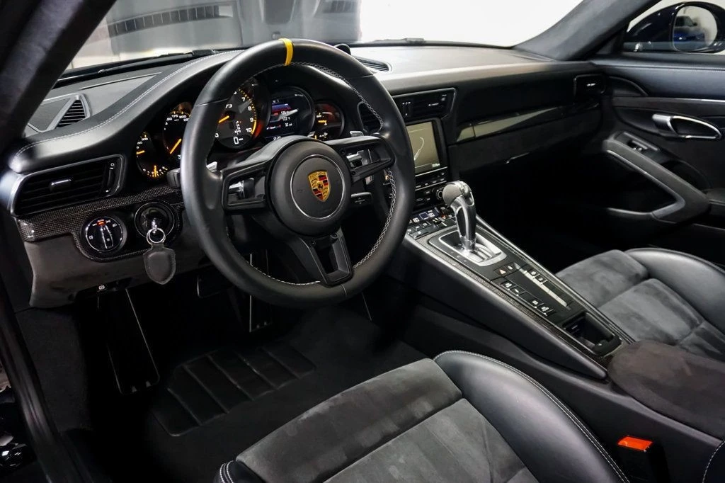 2015 Porsche 991 GT3 - Image 9 of 12