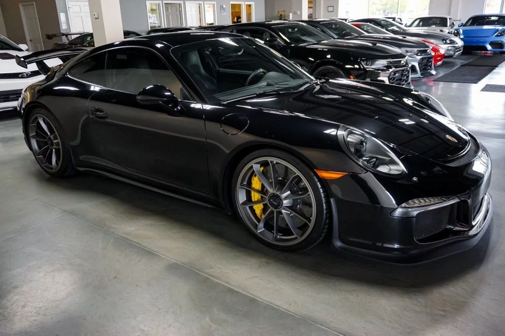 2015 Porsche 991 GT3 - Image 2 of 12