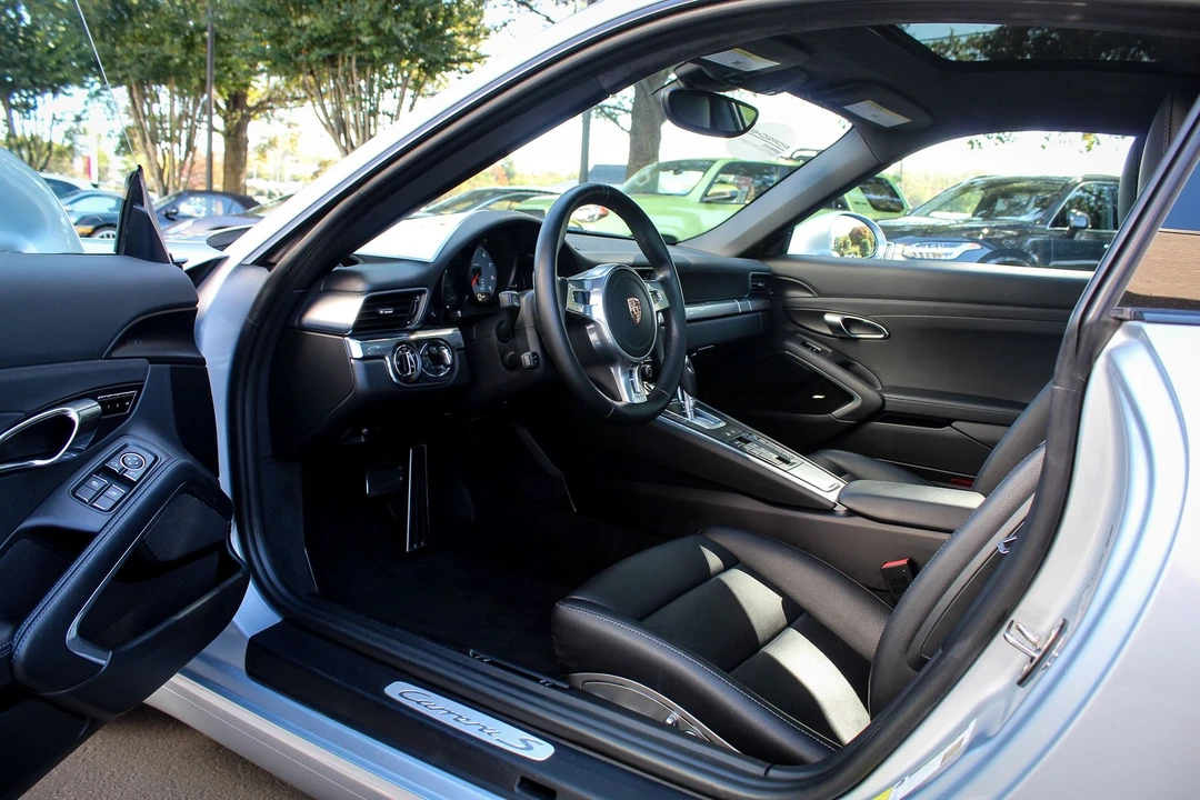 2015 Porsche 991 Carrera S - Image 5 of 10