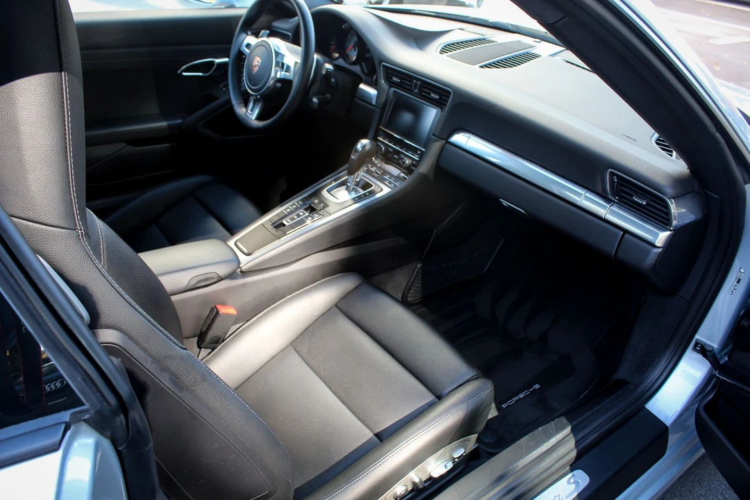 2015 Porsche 991 Carrera S - Image 9 of 10