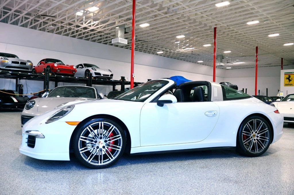 2015 Porsche 991 Targa 4 & 4S - Image 2 of 5