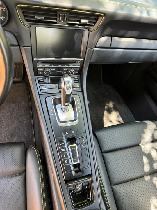 2015 Porsche 991 Targa 4 & 4S - Image 11 of 20