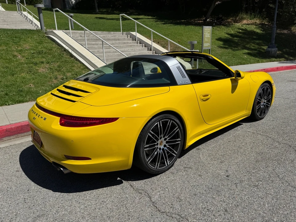 2015 Porsche 991 Targa 4 & 4S - Image 3 of 20