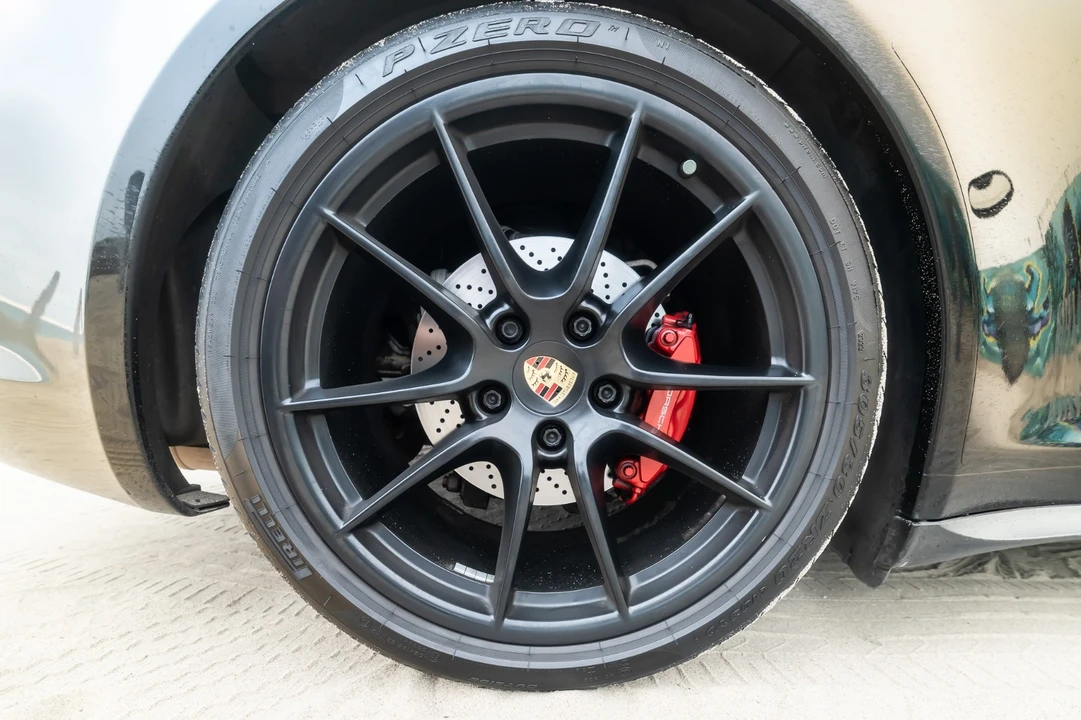 2015 Porsche 991 Targa 4 & 4S - Image 15 of 21