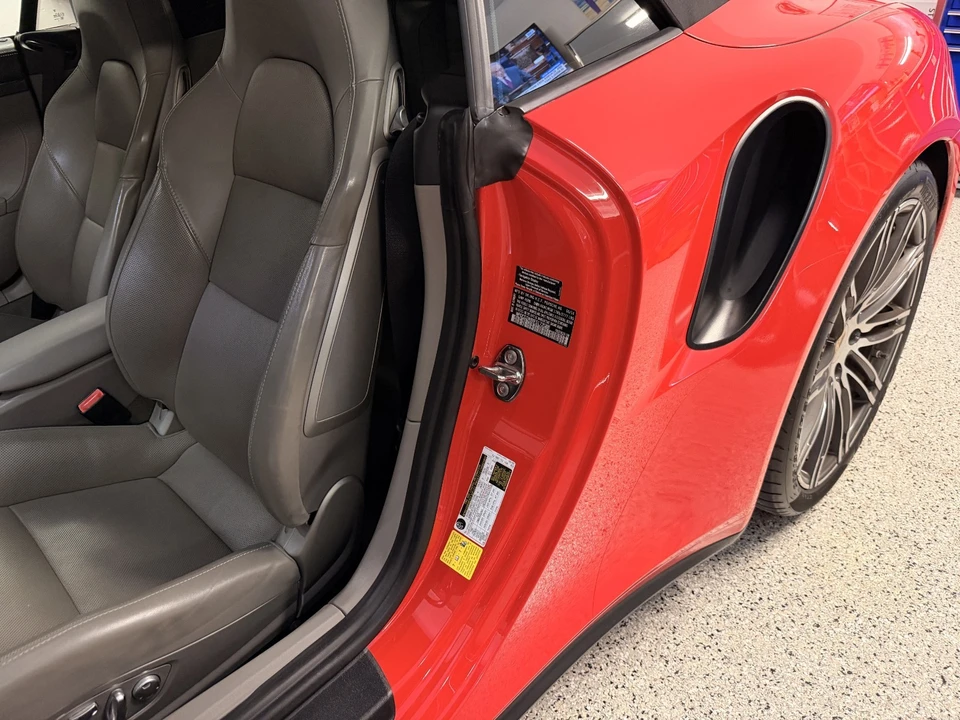 2015 Porsche 991 Turbo - Image 16 of 21