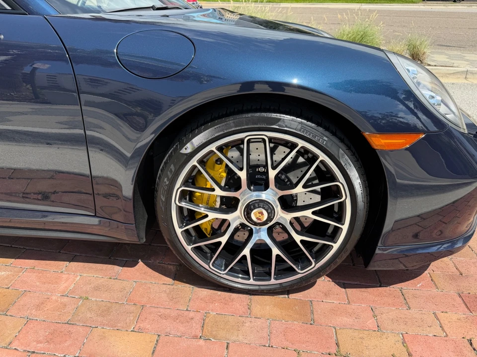 2015 Porsche 991 Turbo S - Image 28 of 31