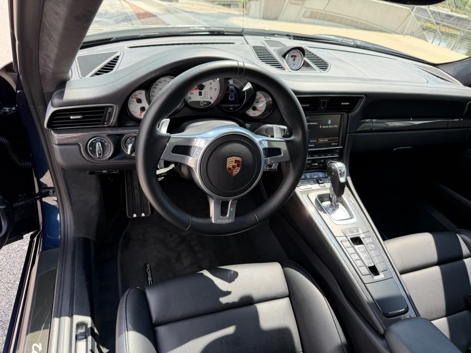 2015 Porsche 991 Turbo S - Image 23 of 31