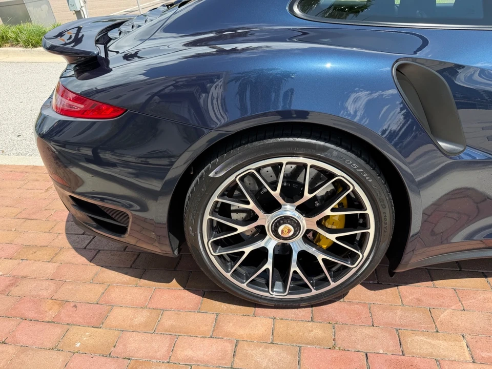 2015 Porsche 991 Turbo S - Image 27 of 31