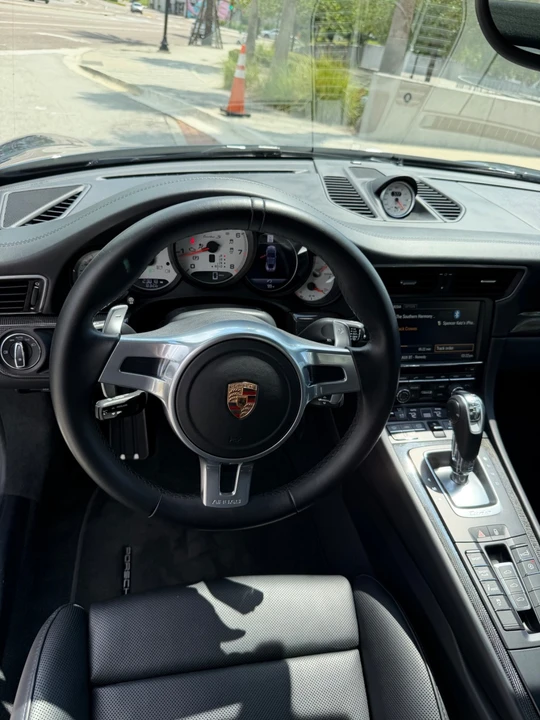 2015 Porsche 991 Turbo S - Image 12 of 31