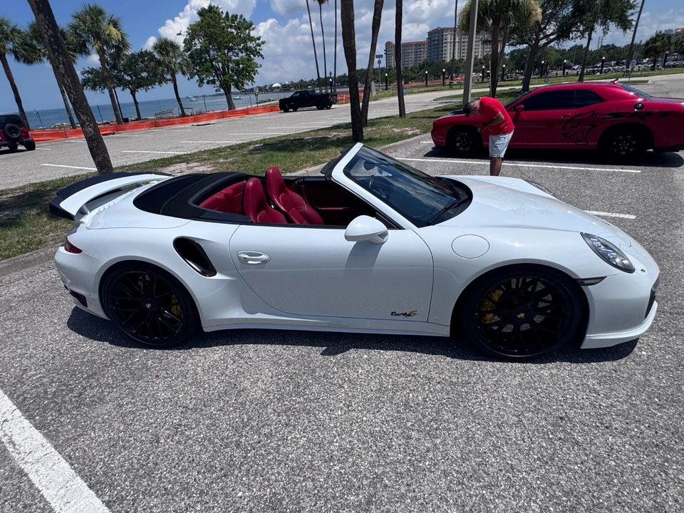 2015 Porsche 991 Turbo S - Image 10 of 31