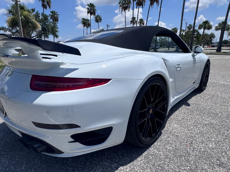 2015 Porsche 991 Turbo S - Image 15 of 31