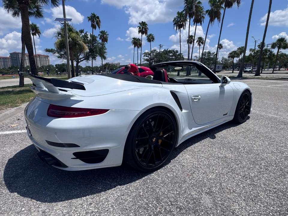 2015 Porsche 991 Turbo S - Image 14 of 31