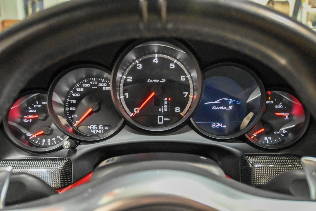 2015 Porsche 991 Turbo - Image 9 of 17