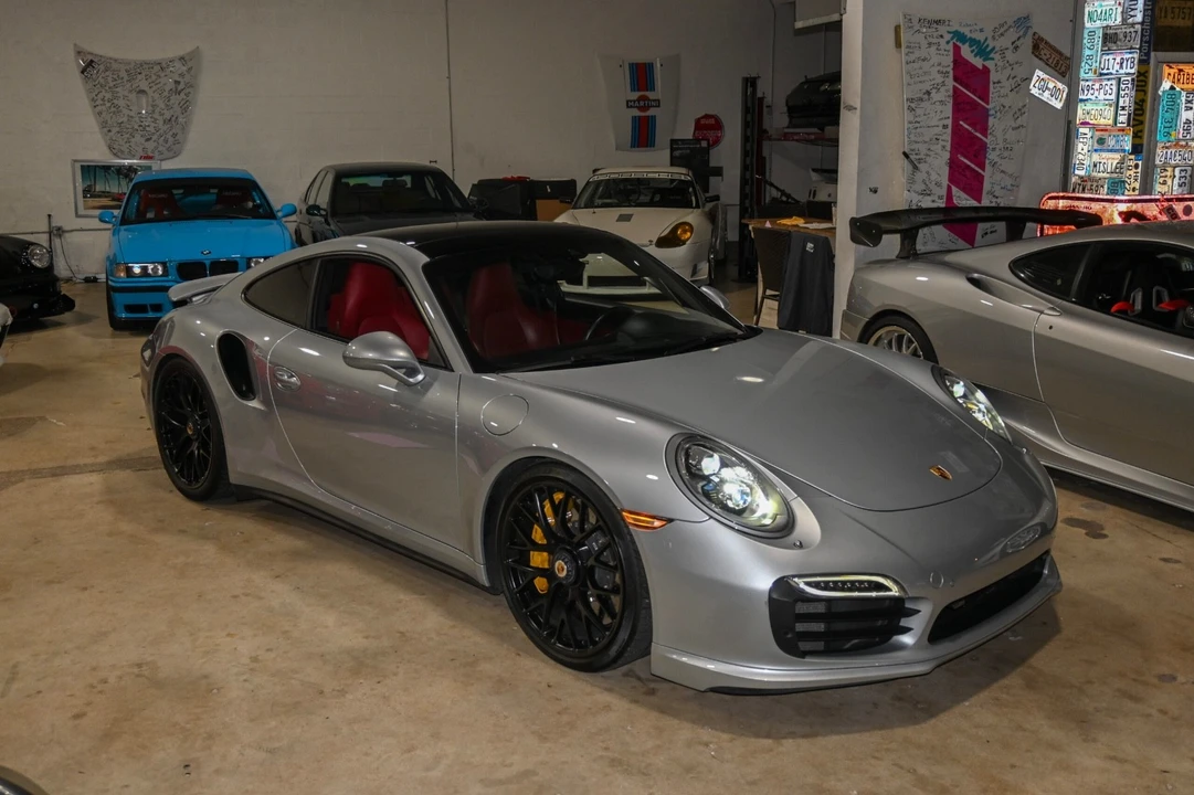 2015 Porsche 991 Turbo - Image 12 of 17