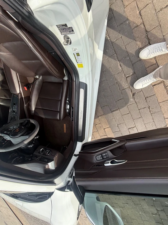 2015 Porsche 991 Turbo - Image 19 of 21