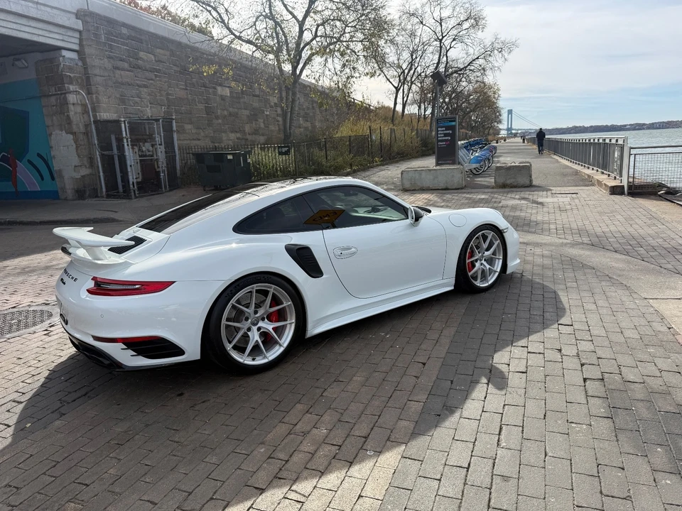 2015 Porsche 991 Turbo - Image 4 of 21