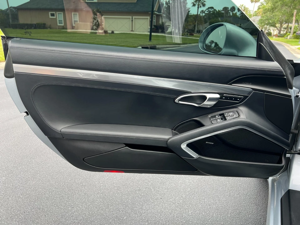 2015 Porsche 991 Turbo - Image 25 of 31