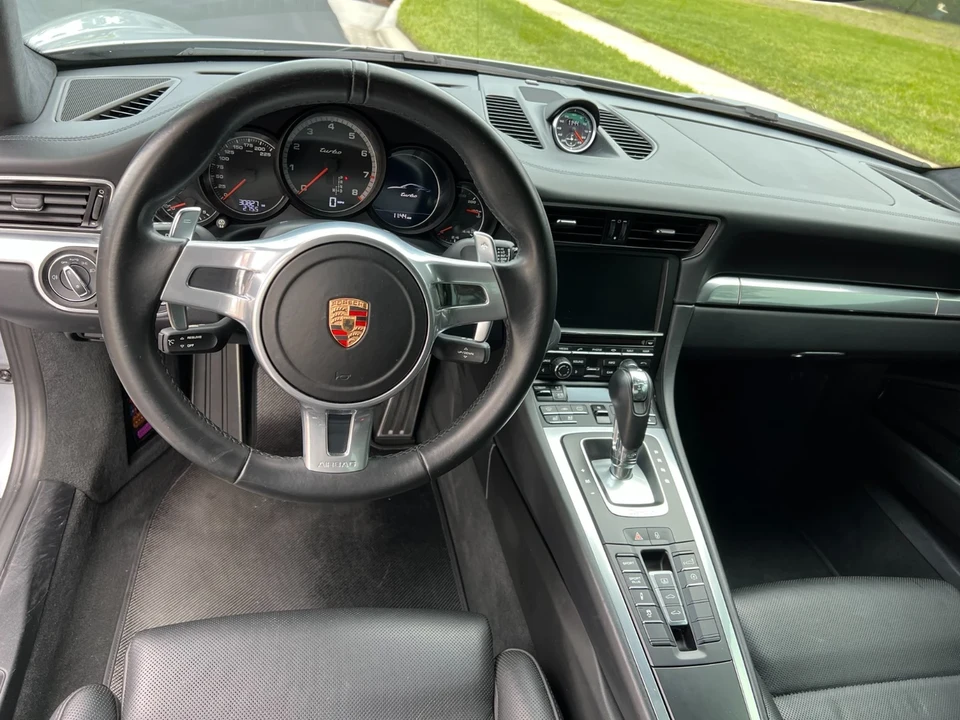 2015 Porsche 991 Turbo - Image 11 of 21