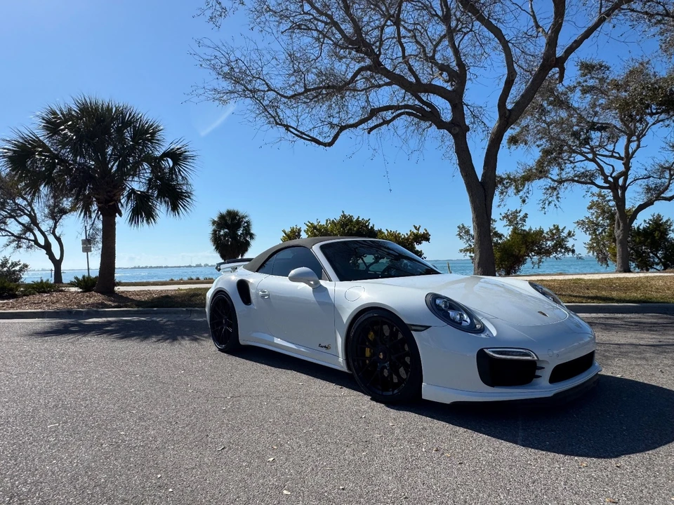 2015 Porsche 991 Turbo - Image 2 of 21