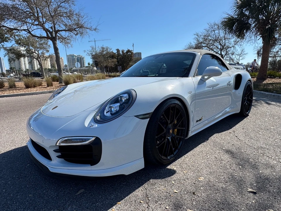 2015 Porsche 991 Turbo - Image 4 of 21