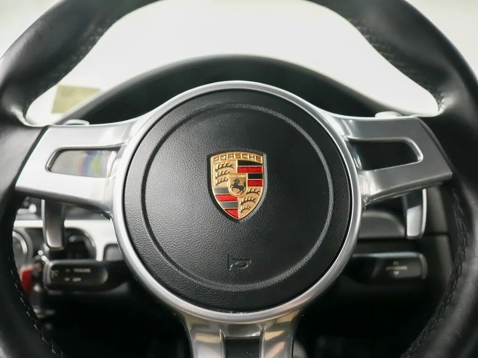 2015 Porsche 991 Targa 4 & 4S - Image 24 of 31