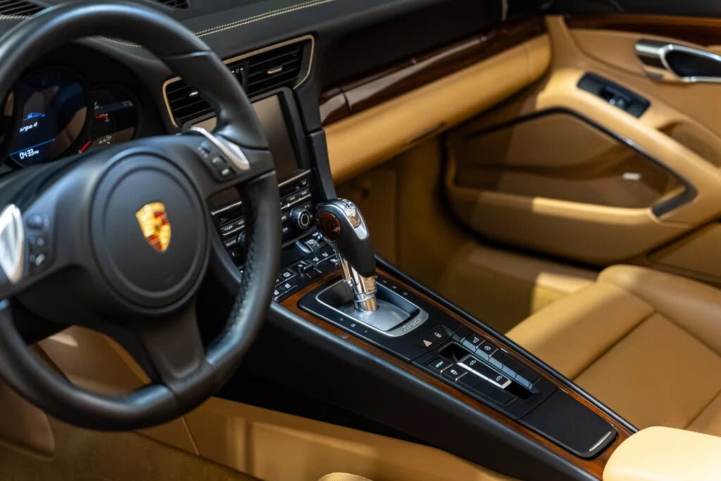 2015 Porsche 991 Targa 4 & 4S - Image 4 of 31