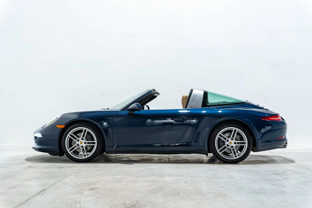 2015 Porsche 991 Targa 4 & 4S - Image 13 of 31